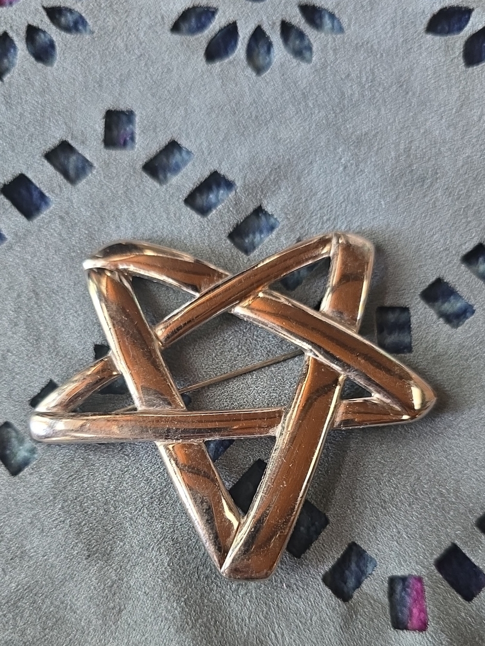 Monet Silver Pentagram Knot Brooch - Picture 1 of 4